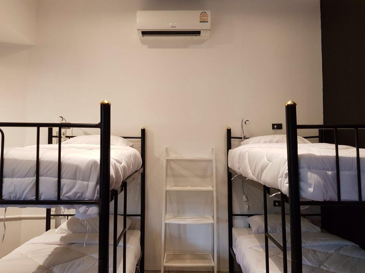 Paradise Beach Backpackers Hostel Patong Ngoại thất bức ảnh